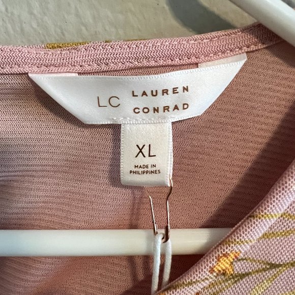 LC Lauren Conrad Tiered Ruffle Top - Sz XL (NWT) - Picture 4 of 8